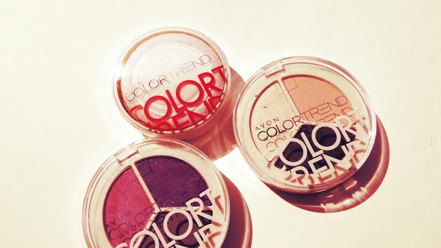 Dos tríos: lila glam y rockstar