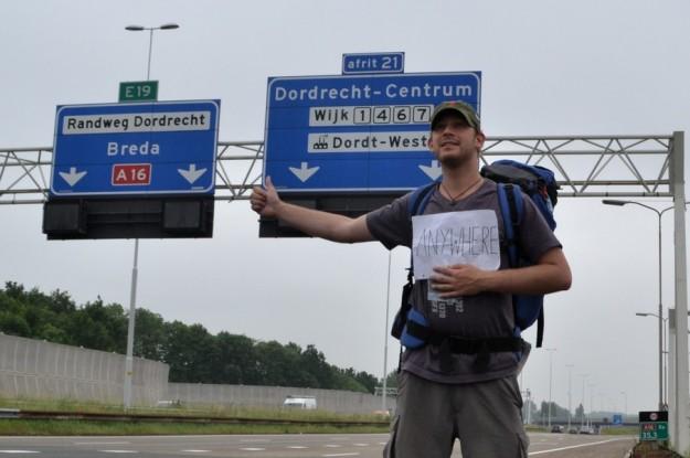 Historias de Autostop... Aquí practicándolo en el sur de Holanda