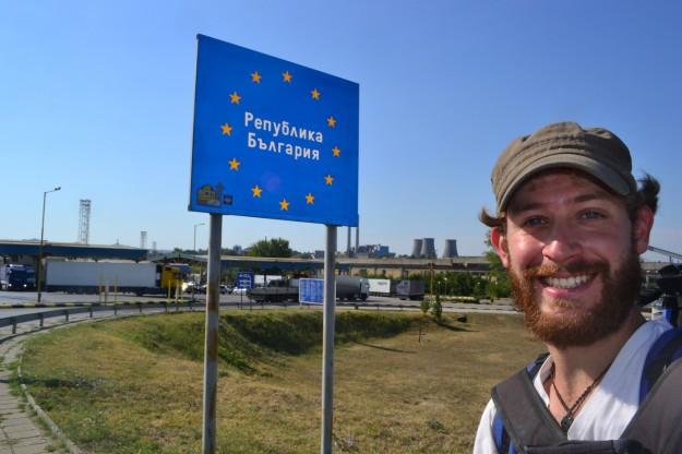 Entrada a la República de Bulgaria y nuevamente al alfabeto cirílico