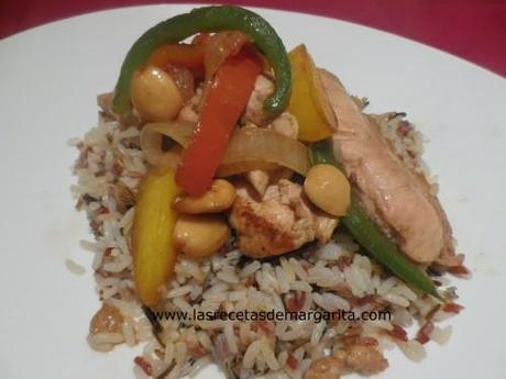 salteado y3 Pollo con almendras y mango