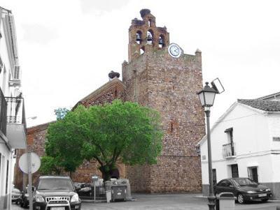 4 intoxicados por inhalación de humo en el incendio en una vivienda de Chillón