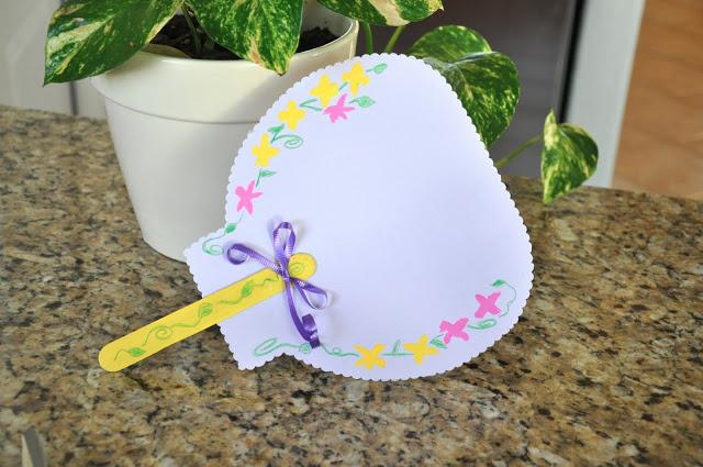 Abanico de cartulina