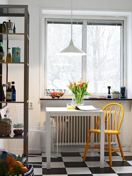 muebles de diseño diseño pisos pequeños diseño de interiores decorar casas pequeñas decoración nórdica decoración muebles de ikea decoración mini pisos decoración estudios decoración escandinava decoración en blanco decoración en amarillo decoración de interiores pequeños decoración de interiores nórdicos decoración de interiores decoración de estudio cocinas suelo damero cocinas pequeñas cocinas modernas cocinas blancas blog interiores nórdicos blog interiores blog estilo nórdico blog decoración sueca blog decoración 