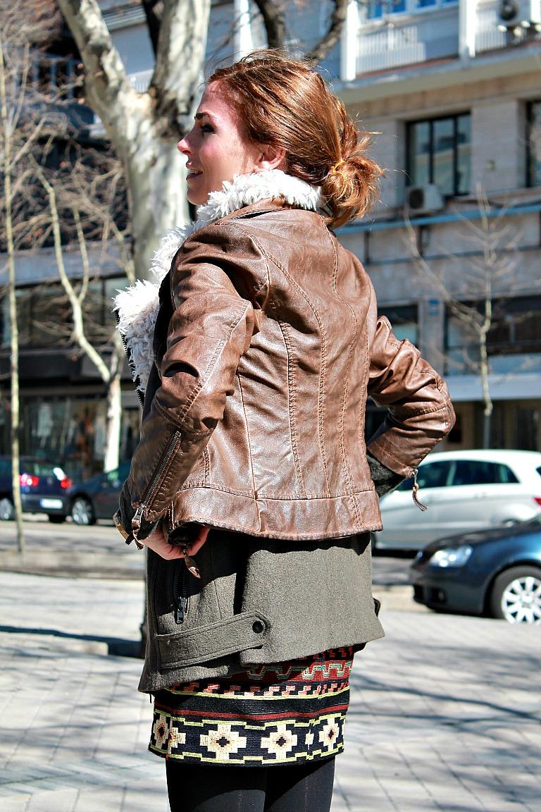 chaleco con biker y falda