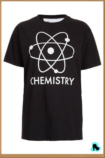 Chemistry Glow In The Dark Tee by Tee and Cake 29,00 €