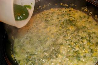 Risotto de espinacas con bacalao al pil pil