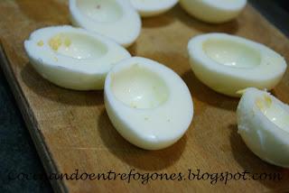 Huevos con Bechamel de Puerros y Jamón.