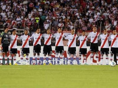 River Plate 3 - Tigre 2: Del banco a la Luna