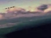 Ovni Forma "Cigarrillo", grabado desde avión comercial. Pasado diciembre 2012