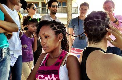 Arte político, politizado y politiquero