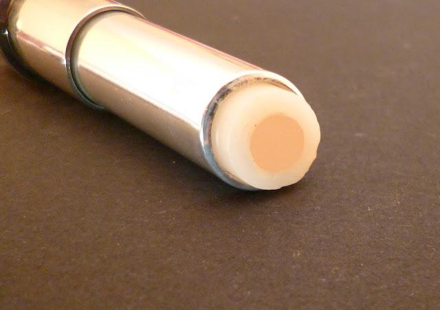 El nuevo corrector de Benefit: Fake Up