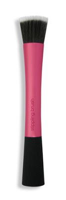 El mismo producto, la misma herramienta y dos resultados diferentes.Hablamos del Stippling.