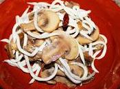 Champiñones gulas ajillo