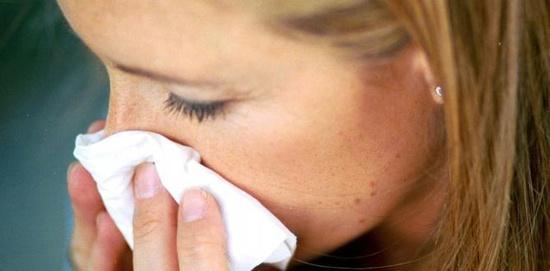 Aceite esencial del árbol de te