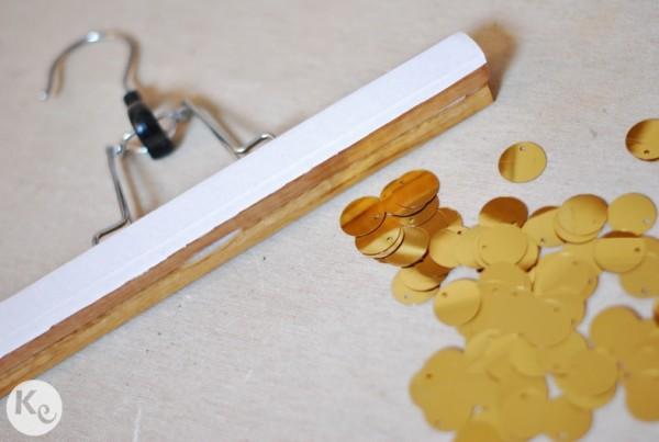 DIY. Hangers for the seating plan