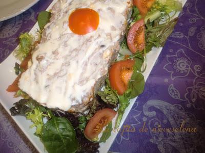 Fiambre de pollo con frutos secos