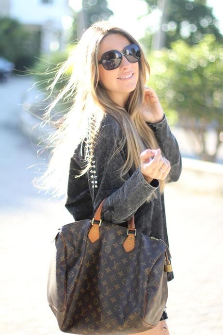 Studded tee and shorts Mónica Sors (2) UNEXPECTED