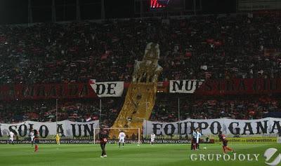 Tifo la Giralda de Nuestra Ciudad