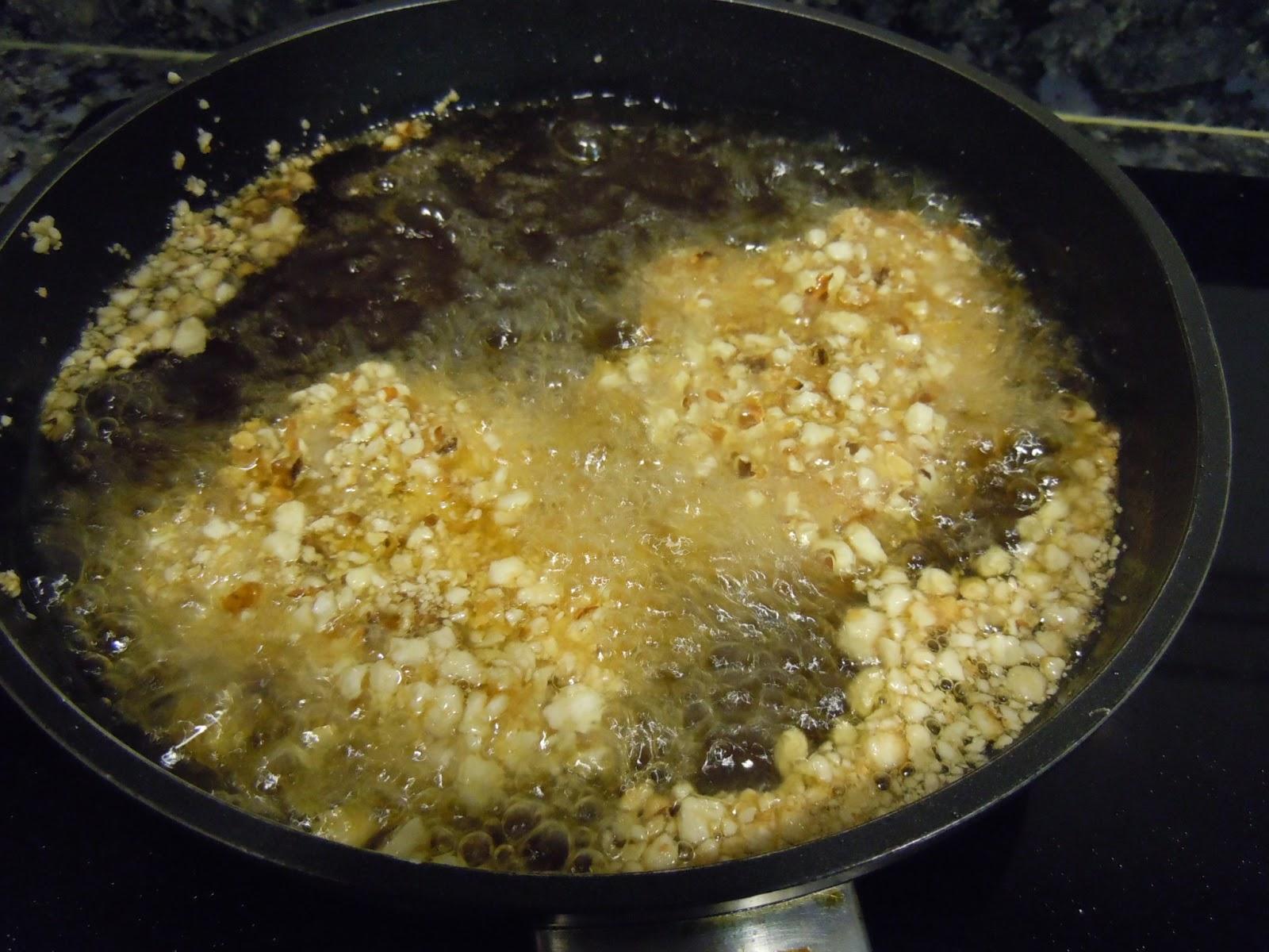 Solomillo de cerdo empanado con migas de palomitas