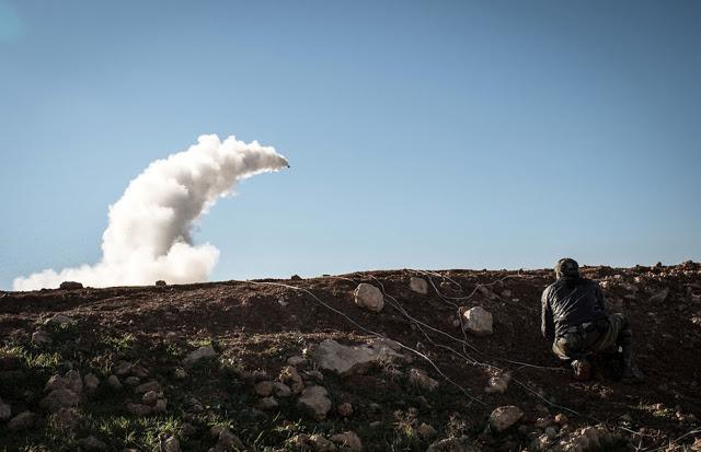 Lanzamiento cohete casero Siria