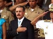 Danilo Medina, ante desfile militar febrero.