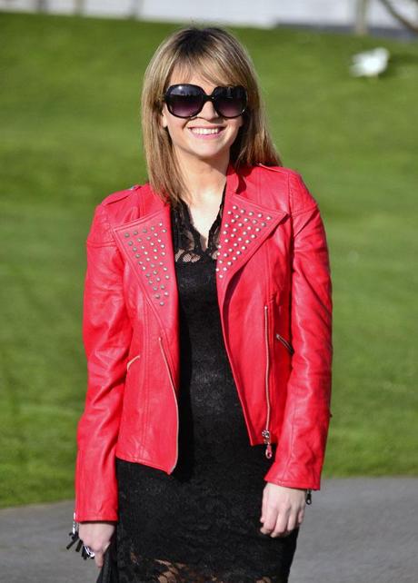 Outfit Low Cost: Lace & Red