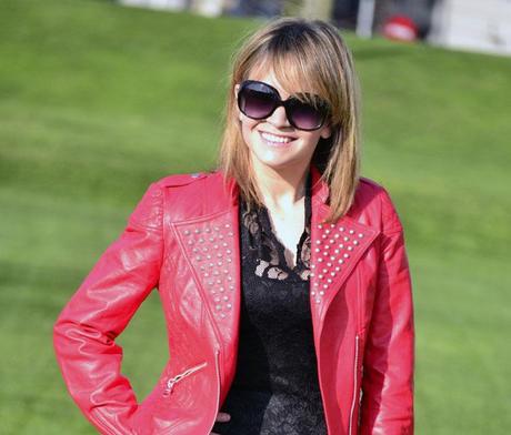 Outfit Low Cost: Lace & Red Outfit Low Cost: Lace & Red