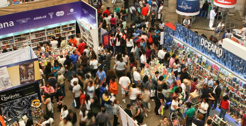 Feria Internacional en el Palacio de Mineria