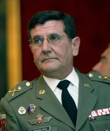 Carta abierta a los militares: ¿Donde va a estar su lealtad?