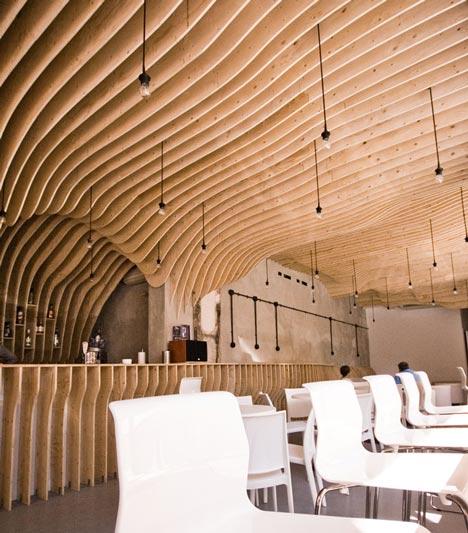 ALGO MÁS QUE TECHOS