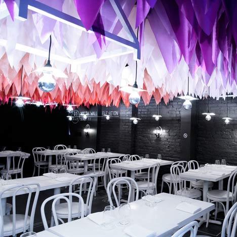 ALGO MÁS QUE TECHOS