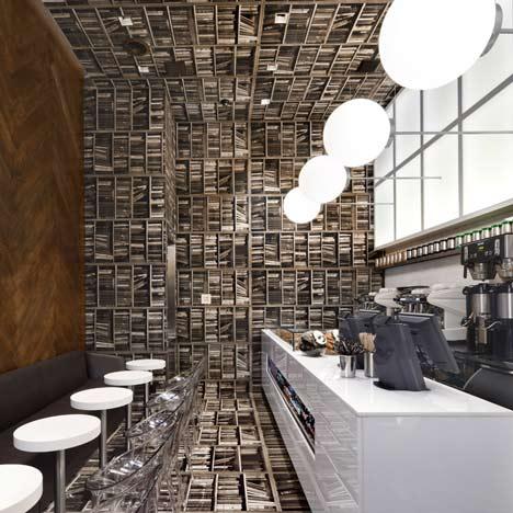 ALGO MÁS QUE TECHOS