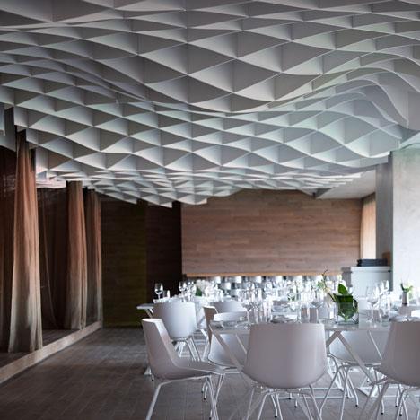 ALGO MÁS QUE TECHOS