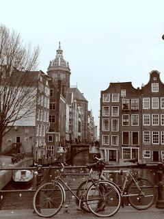 VIAJE A AMSTERDAM. Introducción