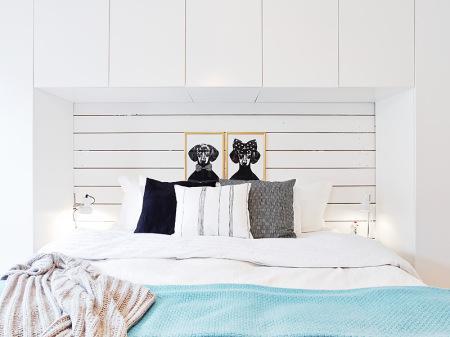 vintage sofá chaiselong redondo sillas tulip blanco sillas mesas retro revestimiento madera paredes reciclaje decoración pizarra con nombres arte decoración piso retro decoración panelado de madera blanca decoración objetos retro muebles nórdicos mueble bar retro diseño danés 50 60 flores decoración tulipantes Decorar con objetos de segunda mano decoración vintage decoración retro decoración nórdica decoración letras madera decoración en blanco decoración de los 70 decoración cajas tarros botes cuadro sueco de los ojos cocina blanca retro casita del pueblo decoración casita de la playa decoración botes metal retro botes antiguos de metal blog interiores blog decoración nórdica blog decoración artículos hogar nórdicos 