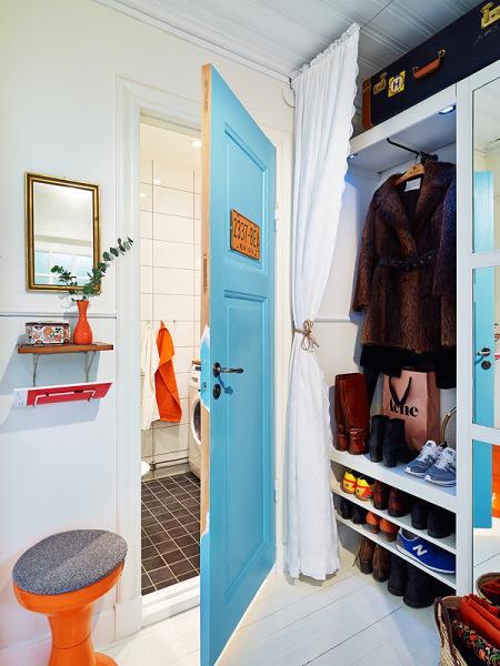 vintage sofá chaiselong redondo sillas tulip blanco sillas mesas retro revestimiento madera paredes reciclaje decoración pizarra con nombres arte decoración piso retro decoración panelado de madera blanca decoración objetos retro muebles nórdicos mueble bar retro diseño danés 50 60 flores decoración tulipantes Decorar con objetos de segunda mano decoración vintage decoración retro decoración nórdica decoración letras madera decoración en blanco decoración de los 70 decoración cajas tarros botes cuadro sueco de los ojos cocina blanca retro casita del pueblo decoración casita de la playa decoración botes metal retro botes antiguos de metal blog interiores blog decoración nórdica blog decoración artículos hogar nórdicos 