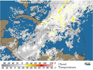 Nublado en RD por sistema frontal; lluvias en pronóstico.