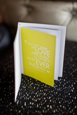 REAL WEDDING: UNA MODERNA BODA EN GRIS Y AMARILLO REAL WEDDING: UNA MODERNA BODA EN GRIS Y AMARILLO