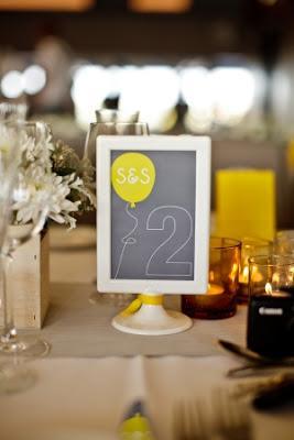 REAL WEDDING: UNA MODERNA BODA EN GRIS Y AMARILLO REAL WEDDING: UNA MODERNA BODA EN GRIS Y AMARILLO