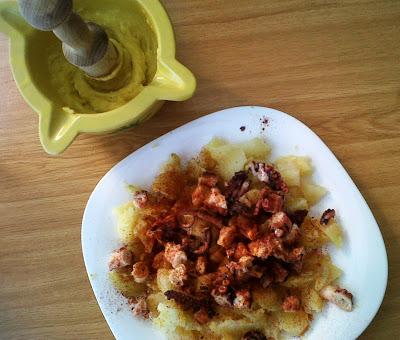 Pulpo a la gallega con ajoaceite