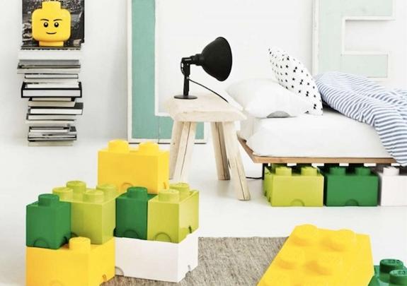 Muebles con piezas de Lego. Jugamos?