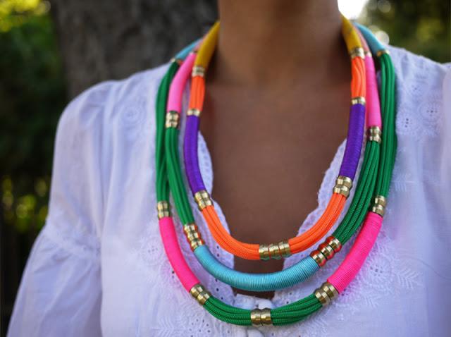 Accesorios + complementos de moda que realzan tu ESTILO