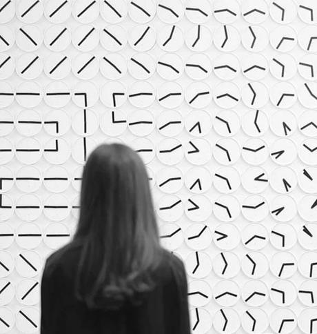 A Million Times :: instalación con relojes