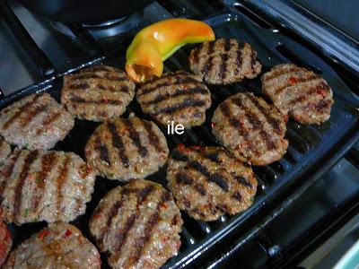 Mini hamburguesas especiales