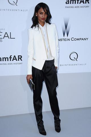 Tengo una entrevista de trabajo, ¿qué me pongo? / I have a job interview What should I wear? Tengo una entrevista de trabajo, ¿qué me pongo? / I have a job interview What should I wear?