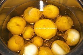 PIMIENTOS RELLENOS DE PATO, VERDURAS Y FIDEOS CHINOS