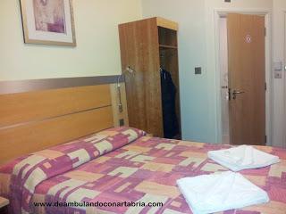 221.- Hotel St. George´s Inn Victoria - Londres