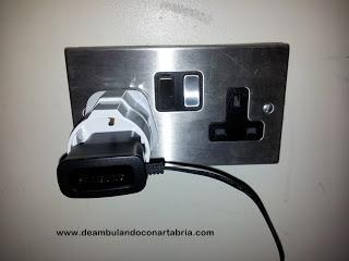 221.- Hotel St. George´s Inn Victoria - Londres