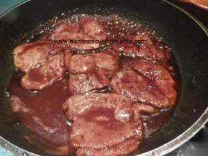 Filetes de cordero con salsa de naranja