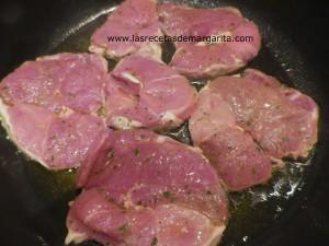 Filetes de cordero con salsa de naranja